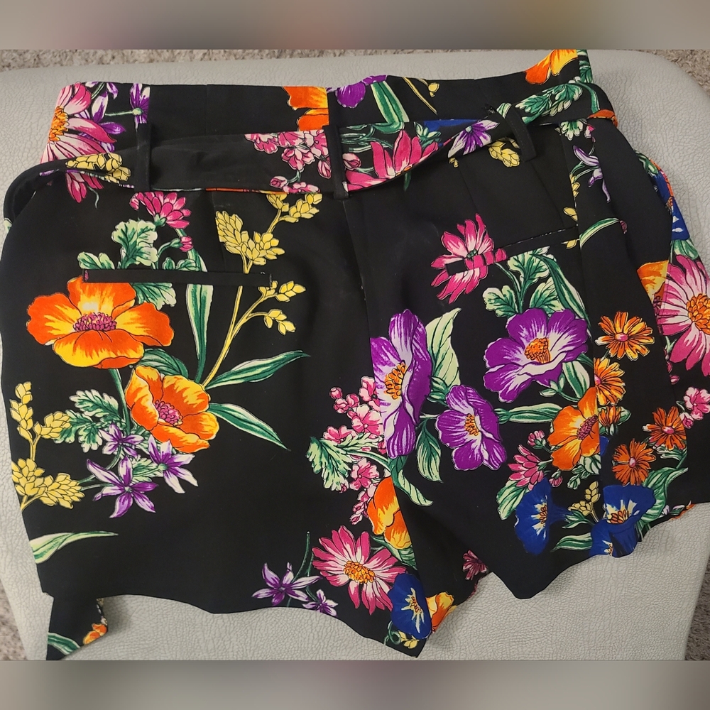 Express Women’s Extreme High Rise Floral Flared Tie Belt Shorts
